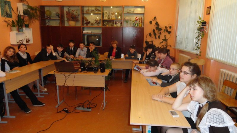 Фото к Тематическая акция «Поезд права»: Интерактивное занятие от ИЦАЭ  об атомном ледокольном флоте