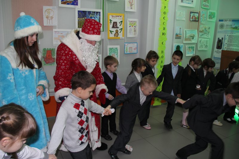 Фото к Более 500 ульяновских ребят стали участниками «Научных Ёлок» в ИЦАЭ