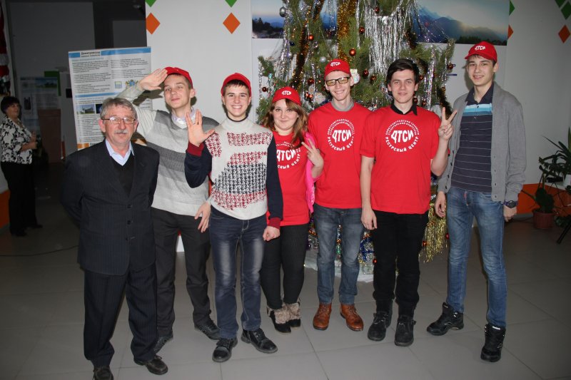 Фото к Финал проекта «Научные Ёлки. Новогодние баттлы» 