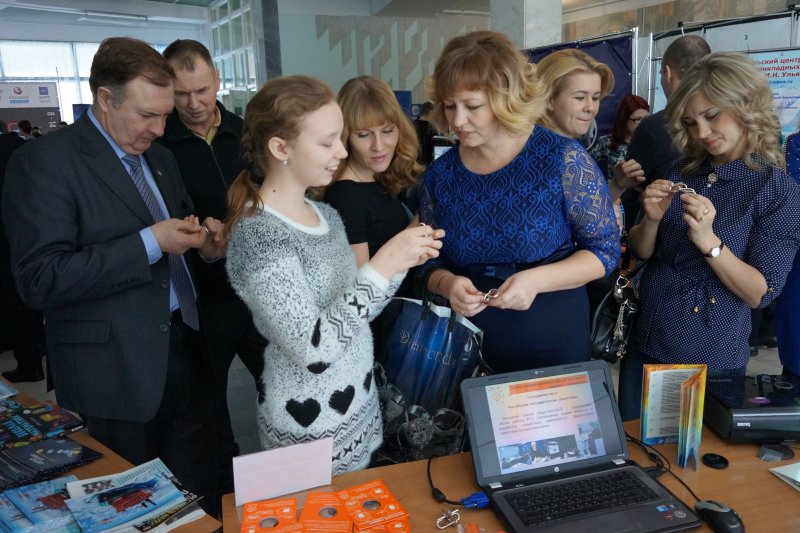 Фото к ИЦАЭ Ульяновска на открытии  VI областного фестиваля науки