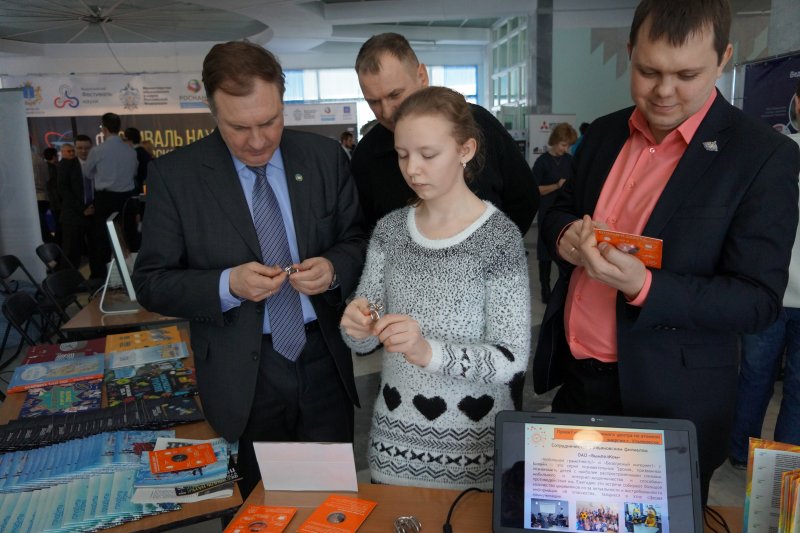 Фото к ИЦАЭ Ульяновска на открытии  VI областного фестиваля науки