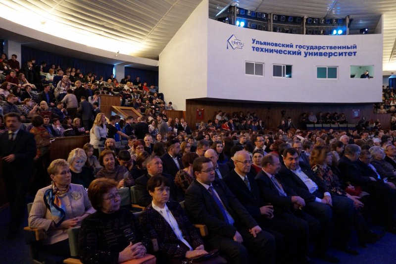 Фото к ИЦАЭ Ульяновска на открытии  VI областного фестиваля науки