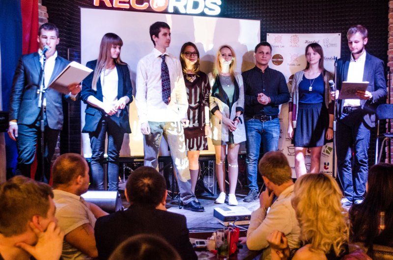 Фото к Наука — это круто! Ученый — химик НИИАР победил в SCIENCE SLAM!