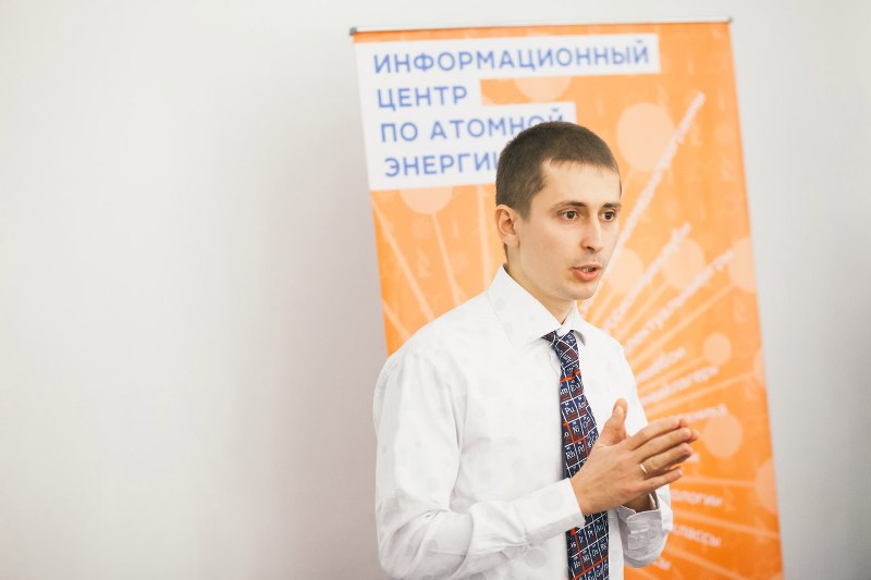 Фото к ФАНК с ИЦАЭ Ульяновска: вибропауки и робособаки, ошибки ученых и первое просветительское кино