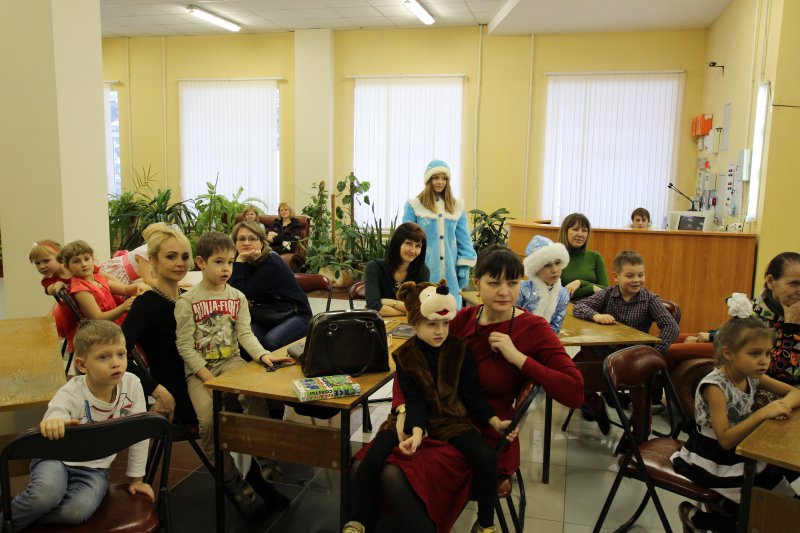 Фото к Умные Елки в ИЦАЭ